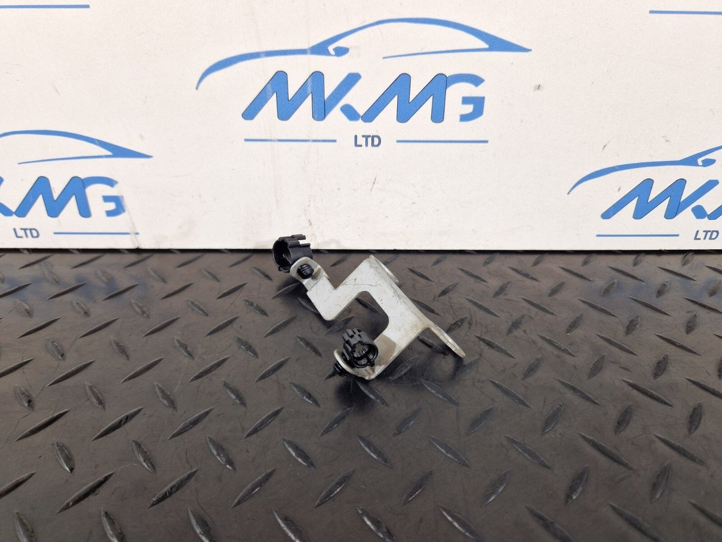 14-16 BMW 2 SERIES F22 GENUINE CABLE HARNESS BRACKET 7614600