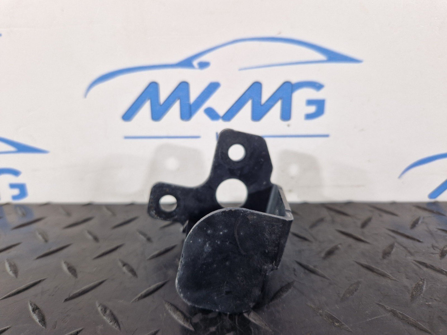 Mercedes-Benz Unknown Part Type A1668870031