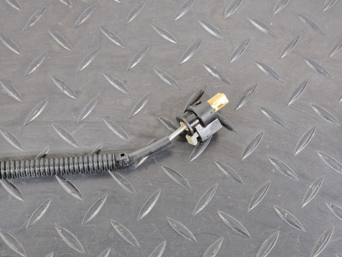 18-ON MERCEDES BENZ SPRINTER  W907 EXHAUST GAS TEMPERATURE SENSOR A0009059905