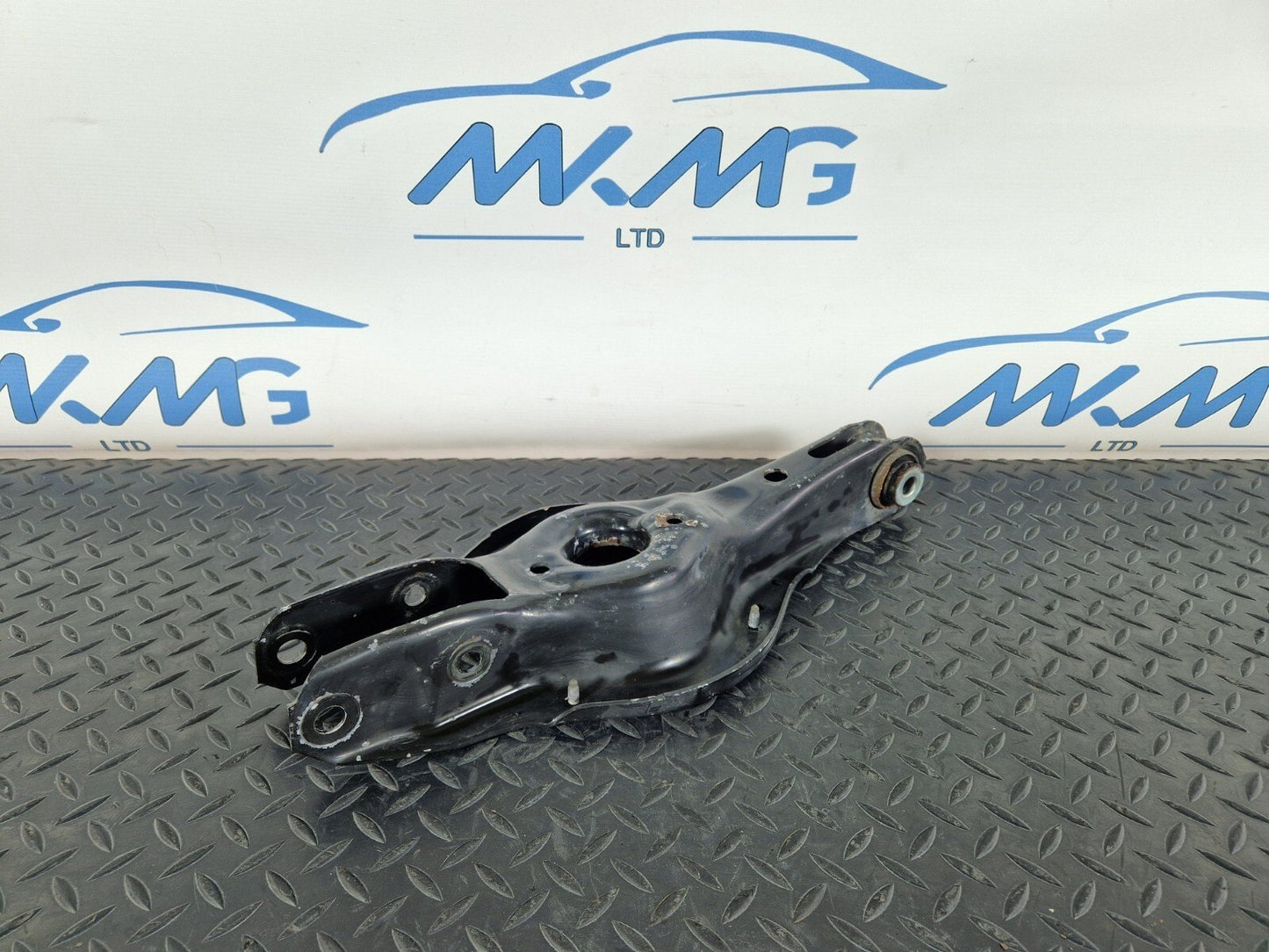 12-18 BMW 3 SERIES F30 LCI REAR WISHBONE ROLL OVER CONTROL ARM 6867540 6867541