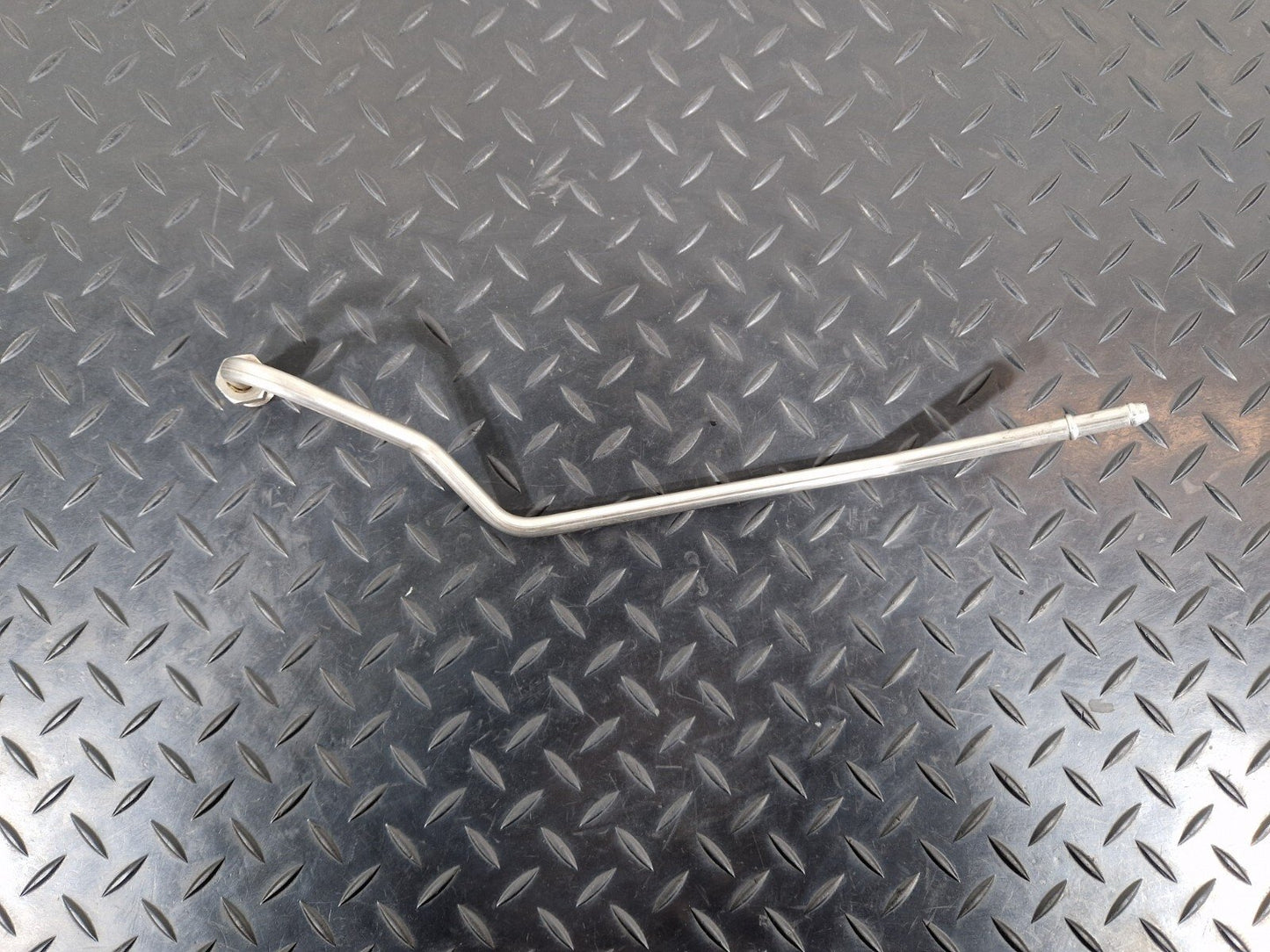 10-18 AUDI A7 4G S-LINE EVAPORATIVE EMISSION SYSTEM PIPE 4G0131205C