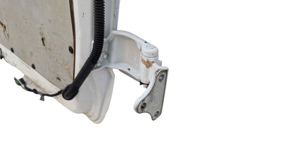 14-23 MERCEDES VITO W447 REAR LEFT N/S/R COMPLETE DOOR IN WHITE (DENTED)