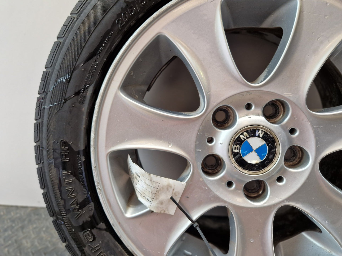 BMW 120i E87 16" Alloy Wheel with Tyre 205/55/16 ~5mm