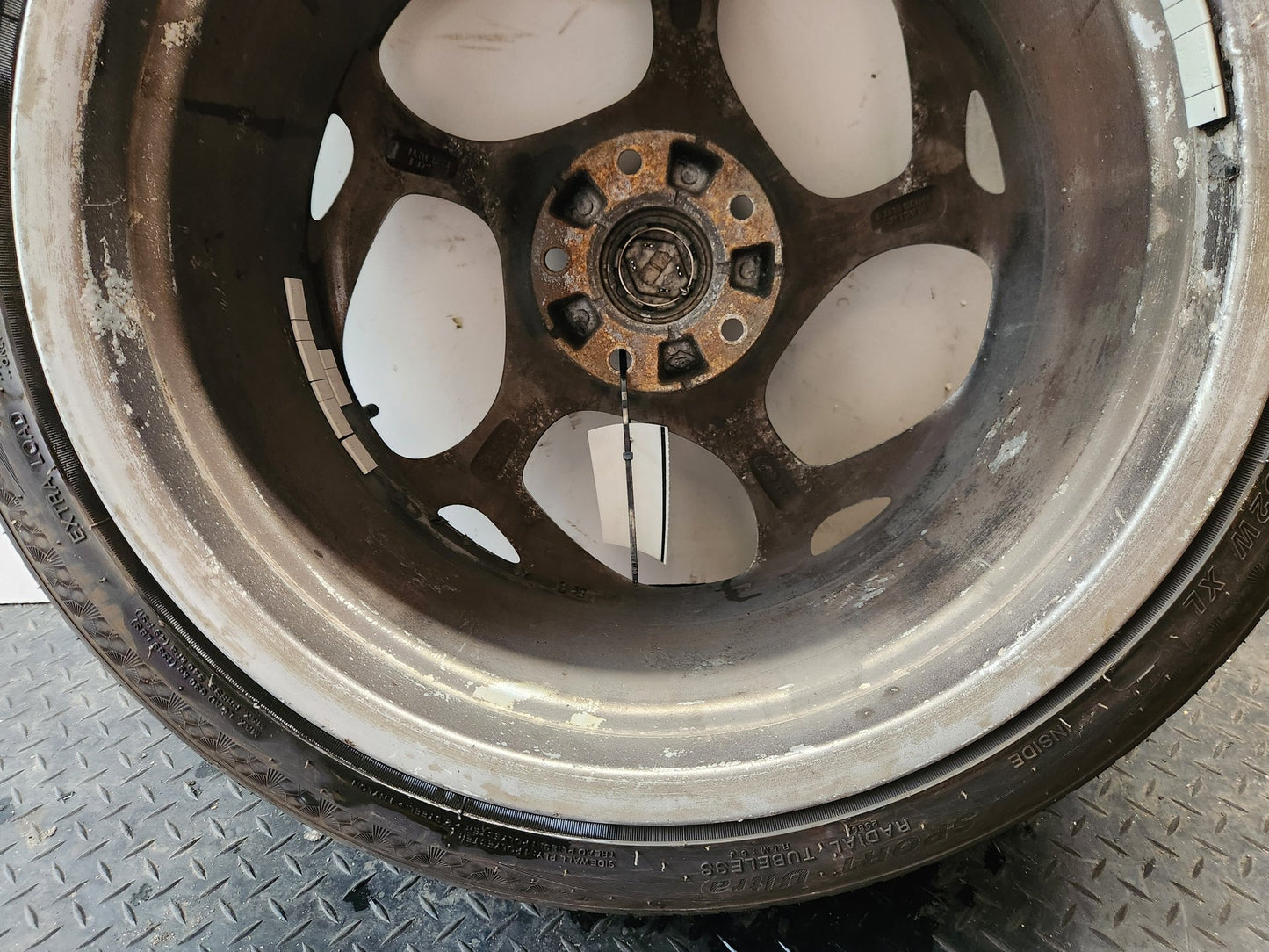 Renault Mégane MK3 (Ph2) (X95) 18" Alloy Wheel with Tyre 225/40/18 ~6mm