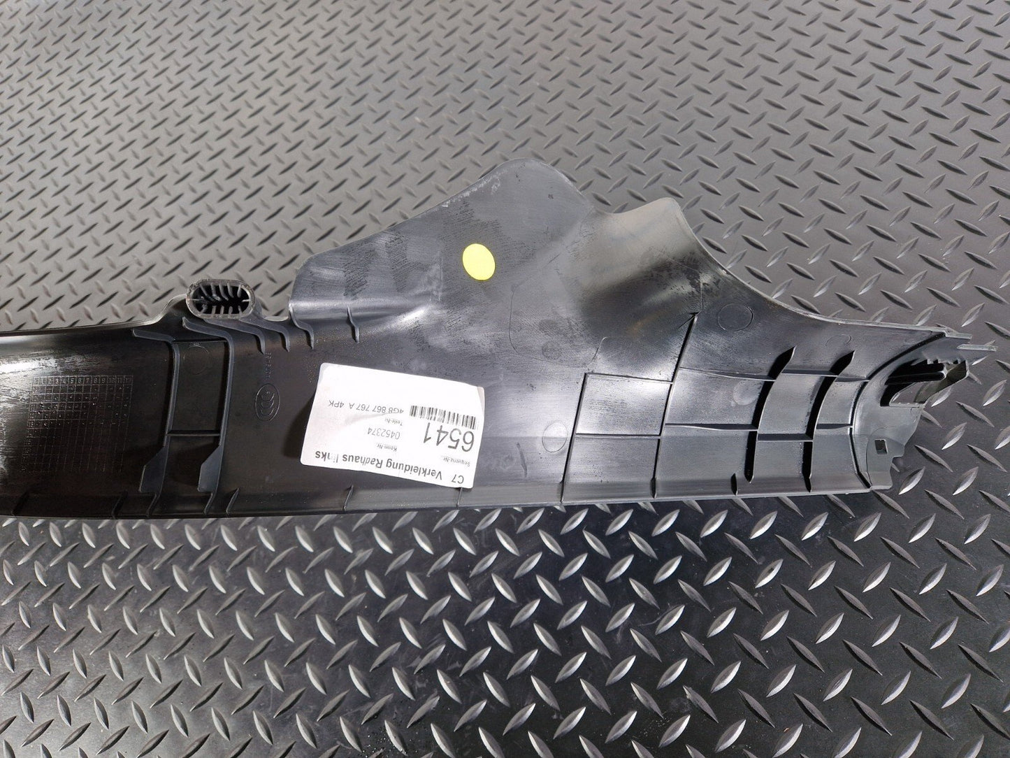 10-18 AUDI A7 4G S-LINE REAR LEFT NSR C PILLAR LOWER SILL TRIM COVER 4G8867767A