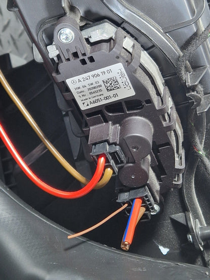 18-ON MERCEDES A CLASS W177 GENUINE OEM HEATER MATRIX HOUSING A2478309202