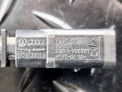 16-19 AUDI A4 B9 GENUINE 2.0TDI EXHAUST PEMERATURE SENSOR 04L906088JA