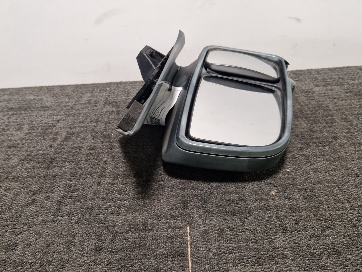 Mercedes-Benz Sprinter W907 Front Left NS Passenger Door Wing Mirror A9108103201