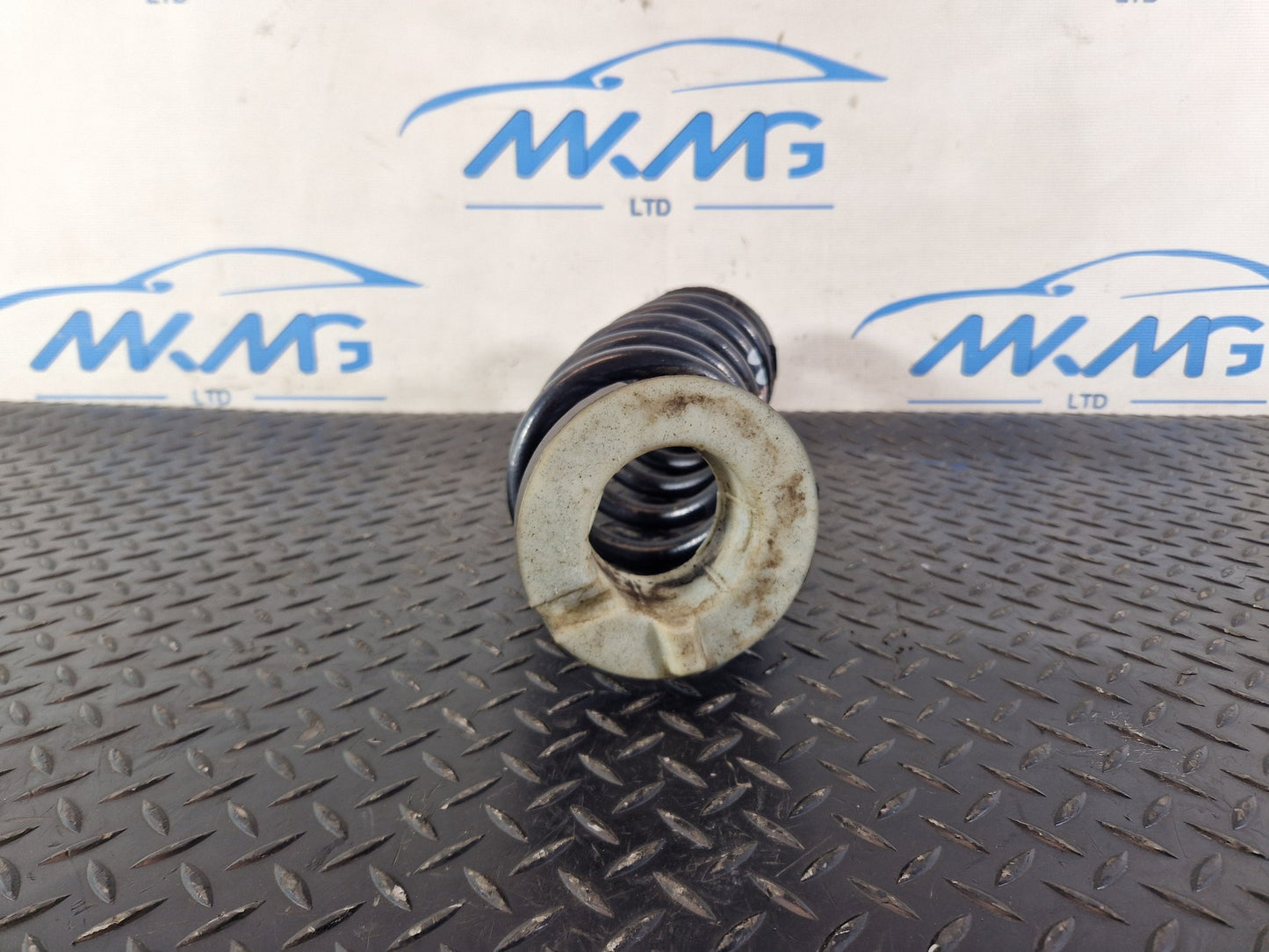 Land Rover Range Rover Evoque L551 SUV Rear Suspension Coil Spring K8D2-5B749-FB