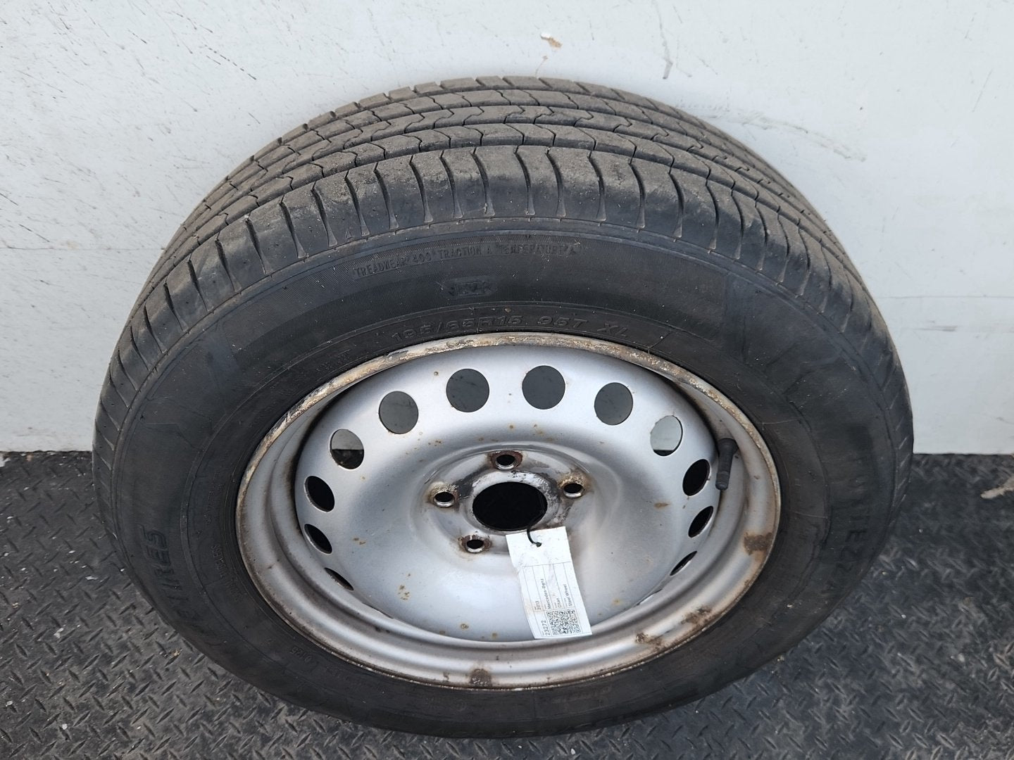 Mercedes-Benz Citan W415 Cargo Van 15" Steel Wheel with Tyre 195/65/15 ~6mm
