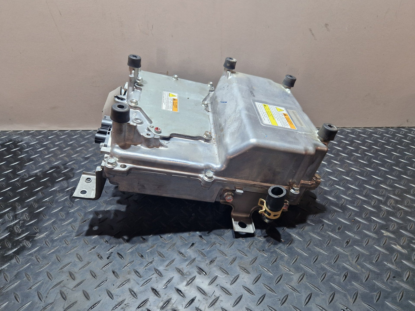 Mitsubishi Outlander PHEV MK3 (RE1) (GG2W) SUV Voltage Battery Inverter 9410A081