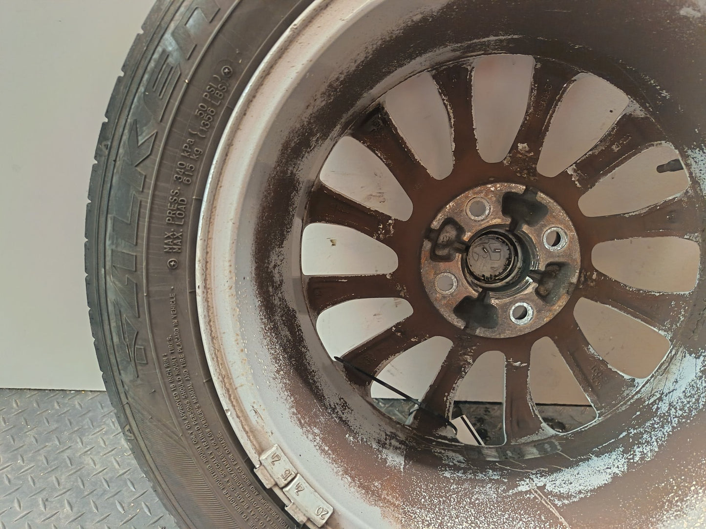 Vauxhall Corsa MK4 (E) (4500) 16" Alloy Wheel with Tyre 195/55/16 ~5mm