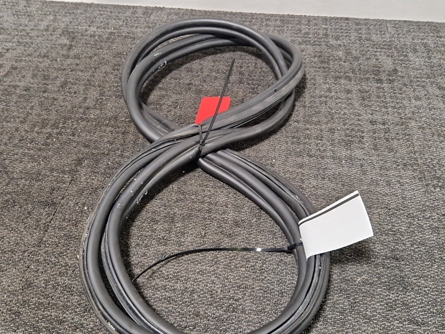 Mini Cooper F55 F57 Tailgate Rubber Seal 20677910