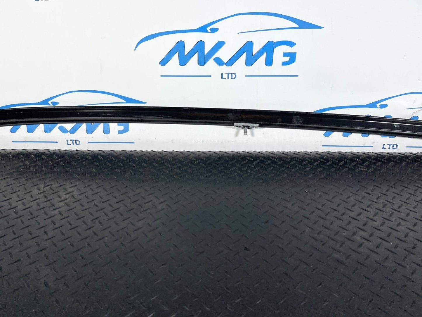 16-22 BMW X1 F48 GENUINE RIGHT O/S ROOF RAIL BLACK 7356436