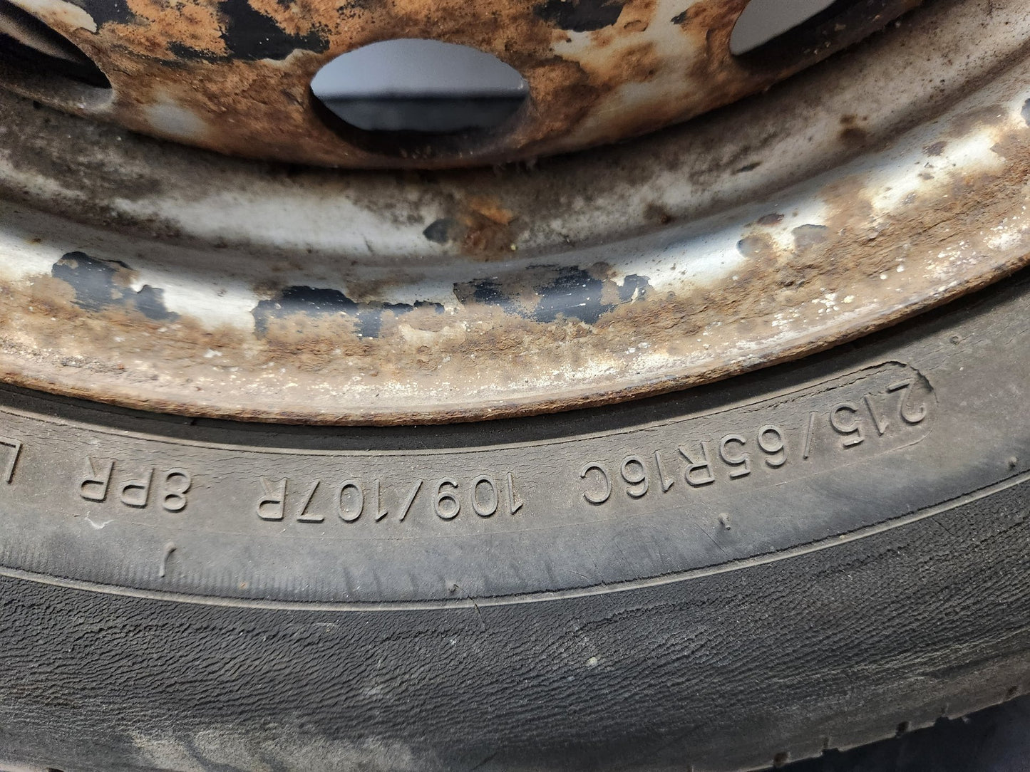 Renault Master MK3 (Ph1) (X62) 16" Alloy Wheel with Tyre 215/65/16 ~6mm