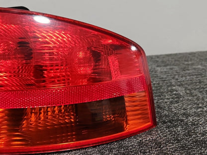 2006 Audi A4 B7 Genuine Rear Right O/S Driver Outer Tail Light