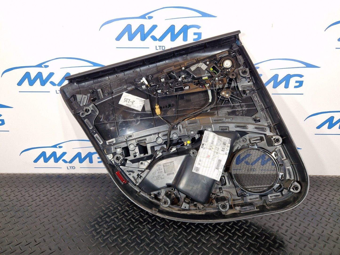 16-19AUDI A4 B9 AVANT/ESTATE GENUINE REAR DRIVER SIDE FABRIC DOOR CARD 8w0867488