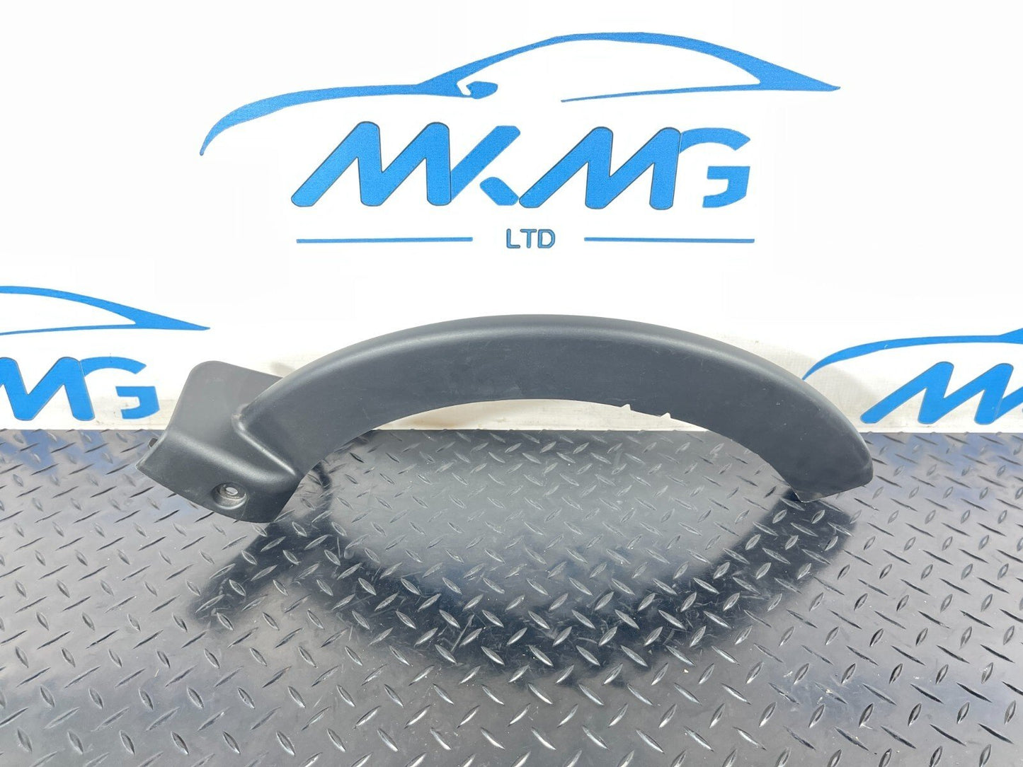 20-ON BMW 2 SERIES GRAN COUPE M-SPORT F44 Rear Tailgate Left Hinge Trim 7477419