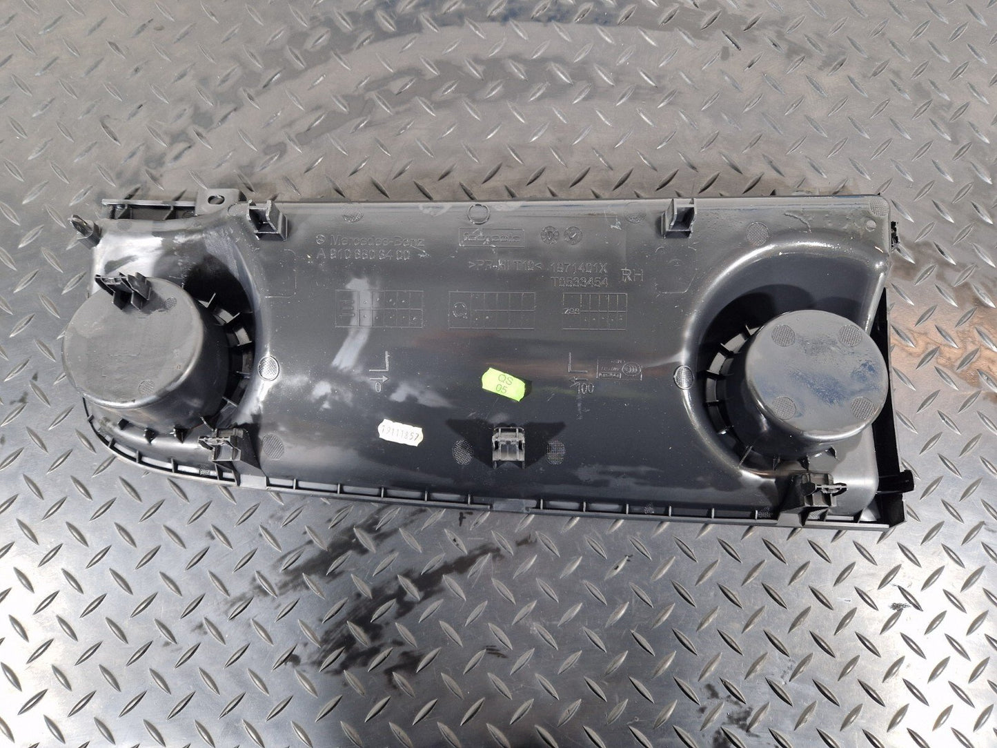 2018-ON MERCEDES BENZ SPRINTER W907 W910 OEM STORAGE TRIM RIGHT A9106803400