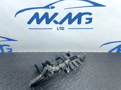 14-21 MERCEDES BENZ C300 W205 GENUINE RIGHT SIDE CARRIER COPPING A2058310698