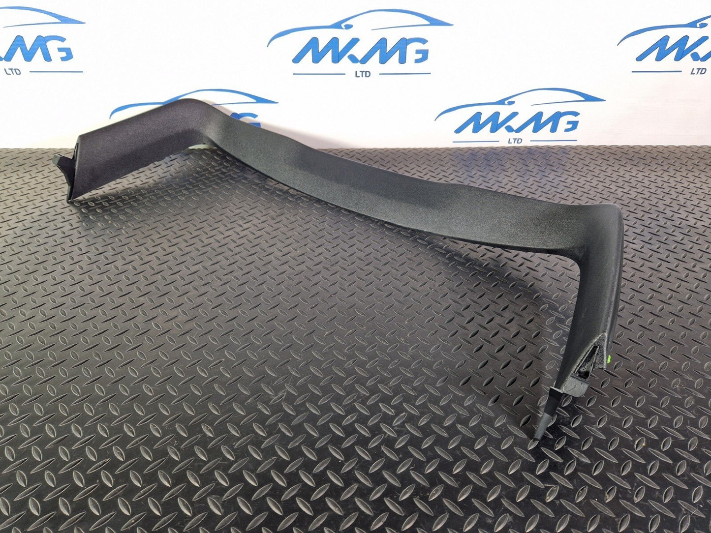 14-21 MERCEDES C220d W205 TAILGATE PANEL TRIM COVER A2057401500