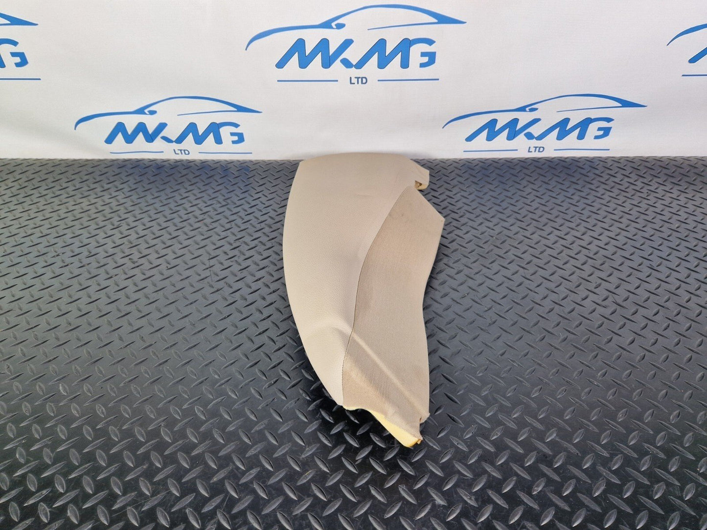 14-21 MERCEDES BENZ W205 OEM REAR SEAT BOLSTER PANEL LEFT SIDE 5504251021