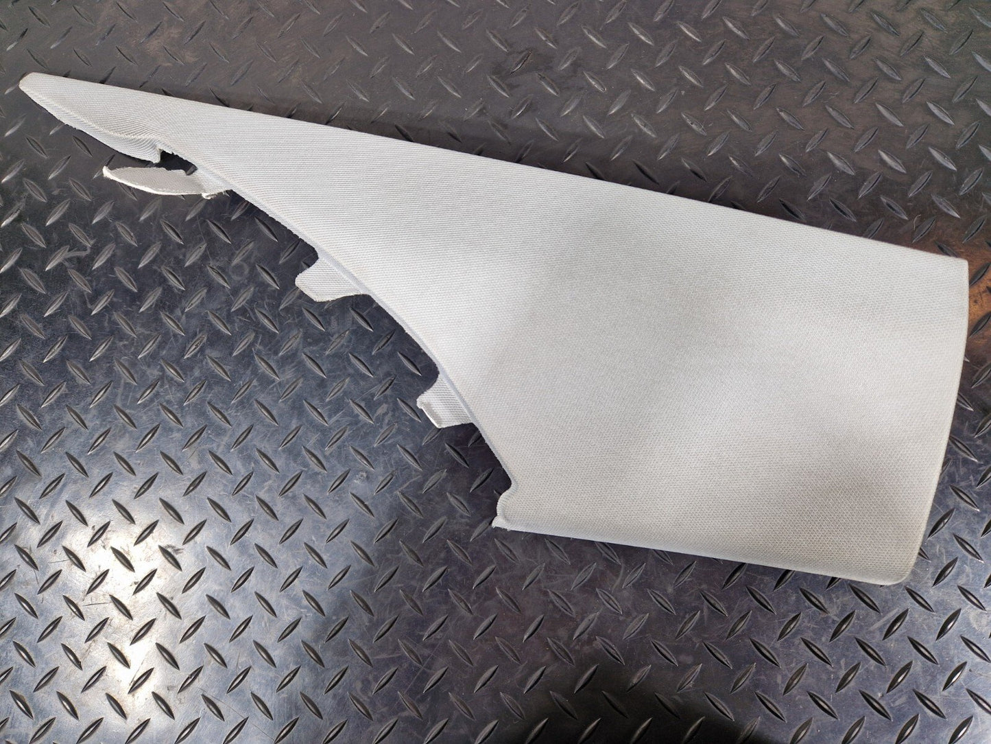 16-19 AUDI A4 B9 GENUINE REAR LEFT SIDE C-PILLAR TRIM 8W5867245