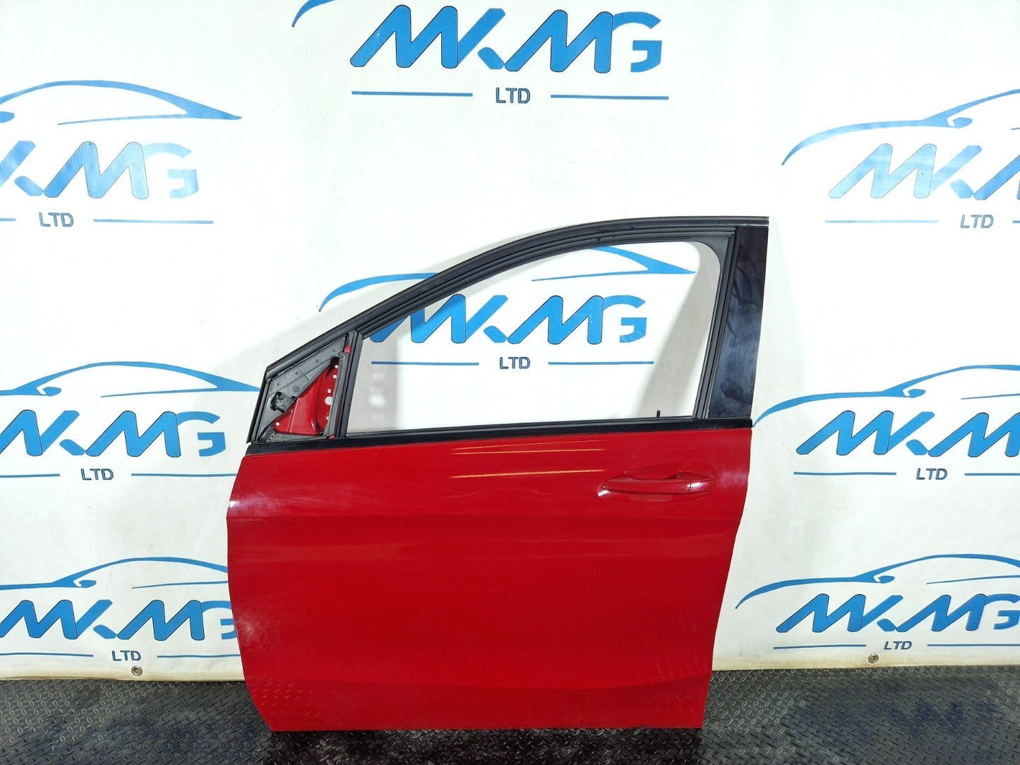12-18 MERCEDES BENZ B-CLASS W246 FRONT LEFT N/S COMPLETE DOOR JUPITER RED 589