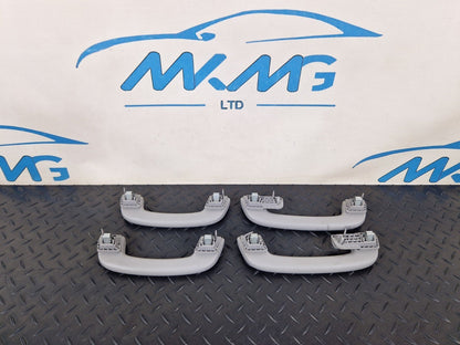 20-24 BMW 1 SERIES F40 GENUINE FULL SET OF GRAB HANDLES FRONT & REAR 7495617