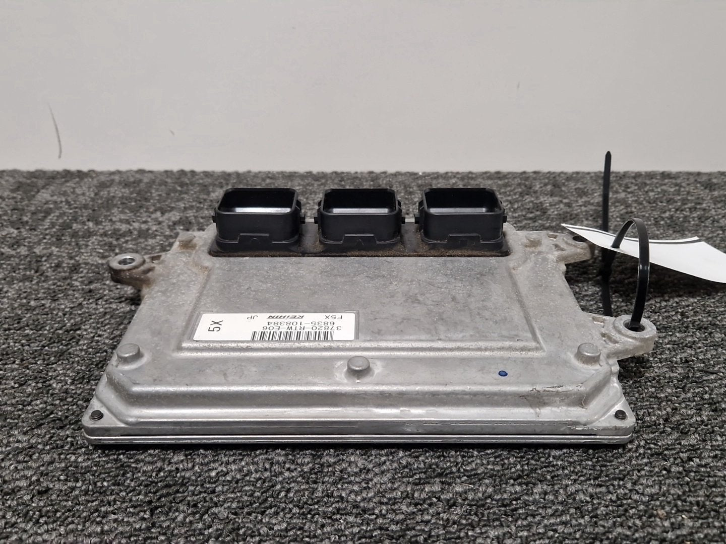 Honda CR-Z MK1 (ZF13) Coupe Genuine Engine Control Unit Module ECU 37820-RTW-E06