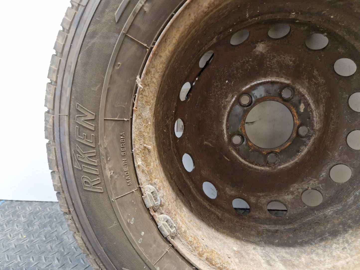 Renault Master MK3 (Ph1) (X62) 16" Alloy Wheel with Tyre 215/65/16 ~7mm