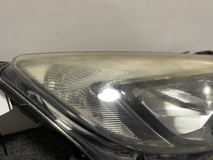 Vauxhall Astra MK3 (D)(61VO) Hatchback Genuine Front Right OS Headlight 13297721