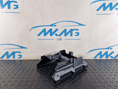 Audi Q7 4M engine control unit bracket holder 4M0907650B