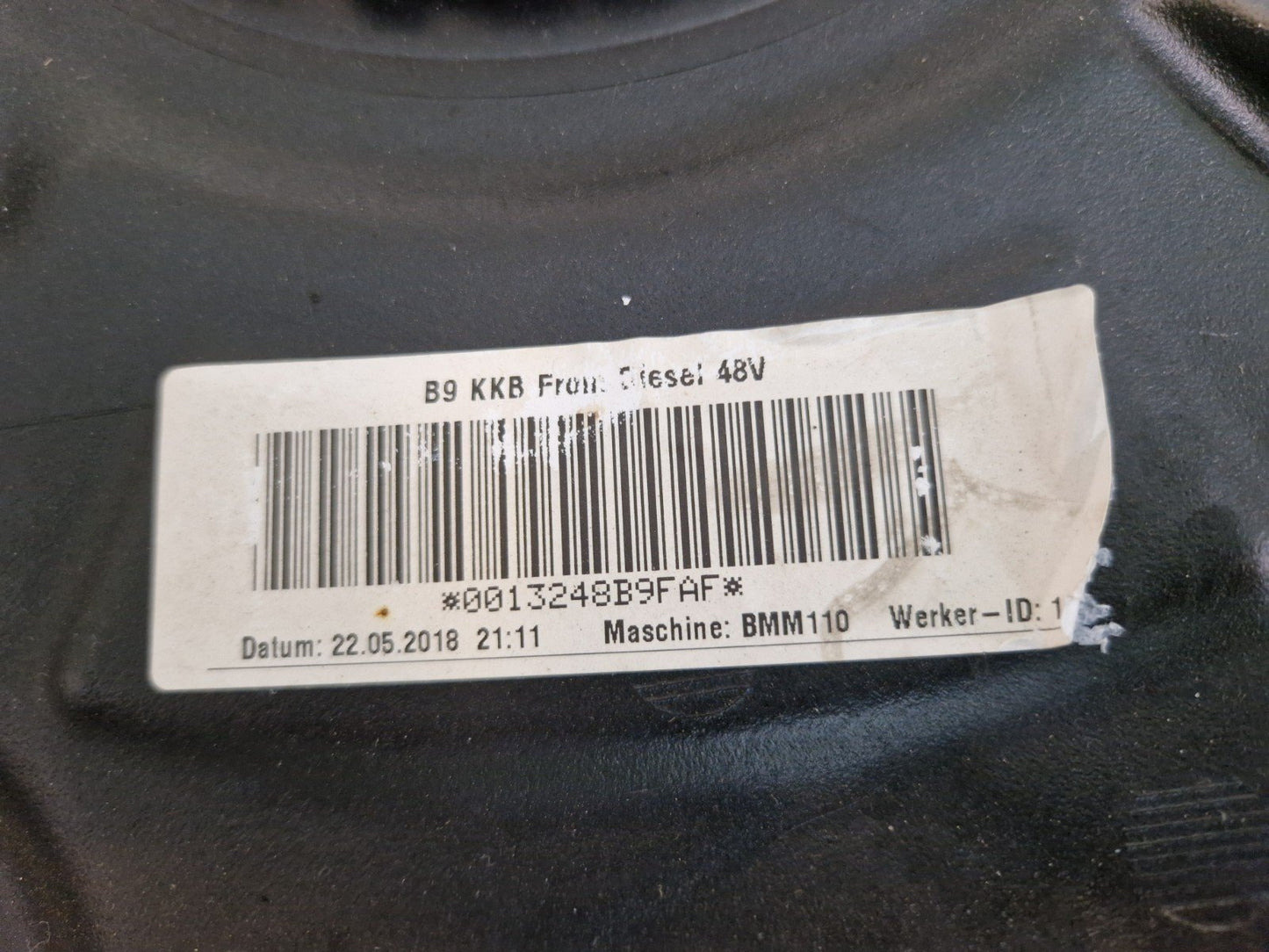 16-19 AUDI A4 B9 SPORT GENUINE OEM FUEL TANK WITH PUMP 8W02012WD 8W0201021CG
