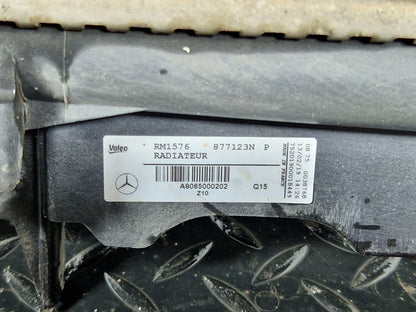 18-ON MERCEDES BENZ SPRINTER W907 2.1 CDI OM651 COMPLETE RAD PACK A9065000202