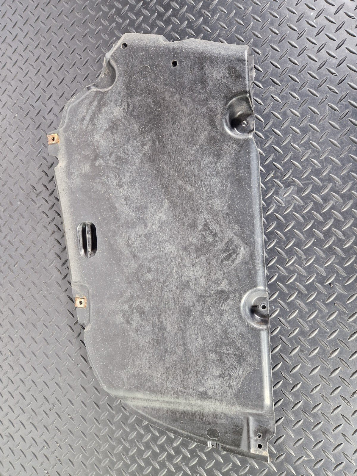 14-21 MERCEDES BENZ W205 REAR RIGHT DRIVER SIDE O/S UNDERBODY COVER A2056900407