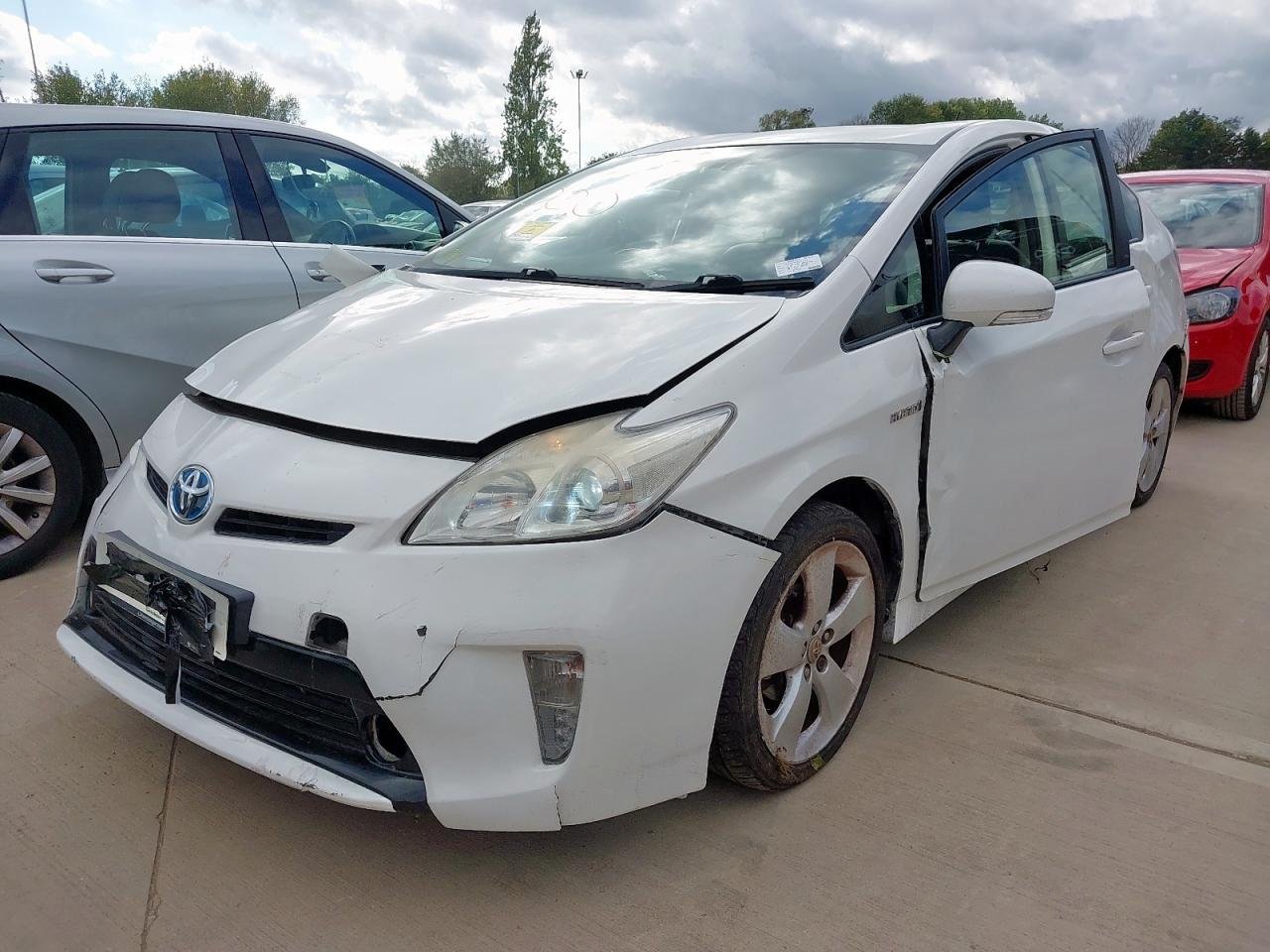 2013 Toyota Prius MK3 (ZVW30)
