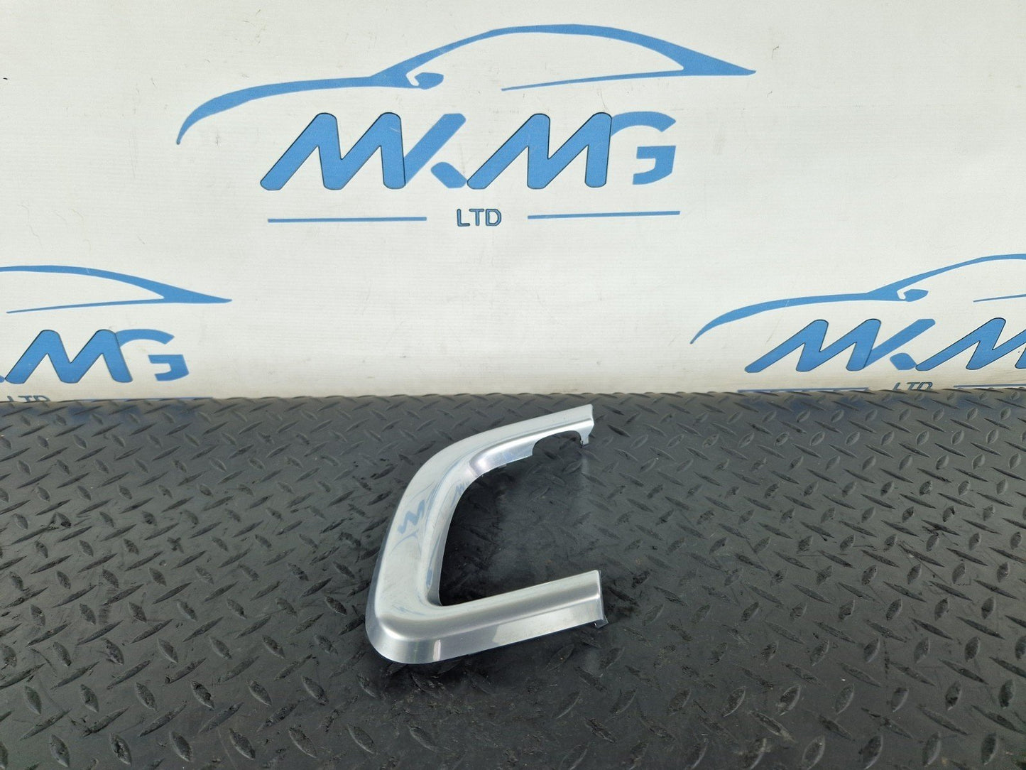14-19 LAND ROVER L550 GENUINE N/S/F FRONT LEFT DOOR PANEL TRIM FK72237B07A