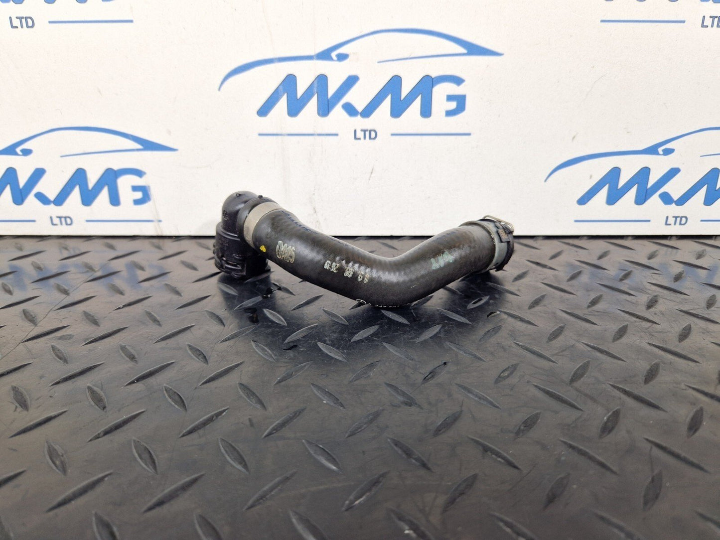 18-ON MERCEDES BENZ A CLASS W177 GENUINE COOLANT WATER HOSE PIPE A2475010800