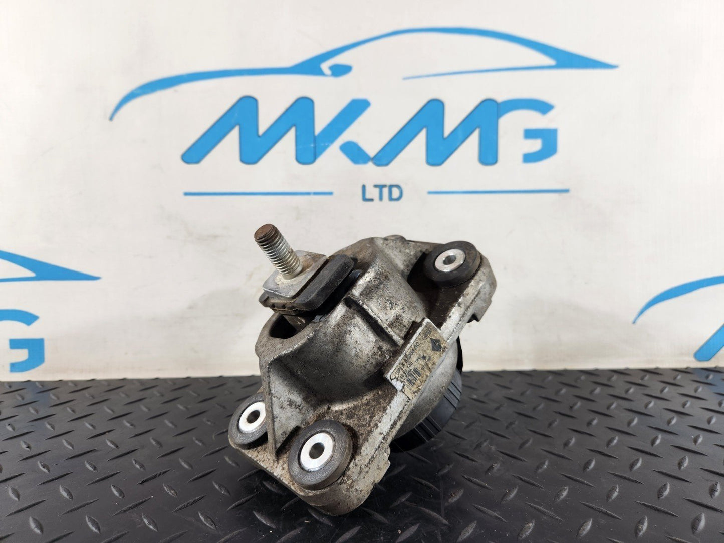 13-23 RANGE ROVER SPORT L494 LOWER LEFT SIDE  ENGINE MOUNT DPLA-6A003BC