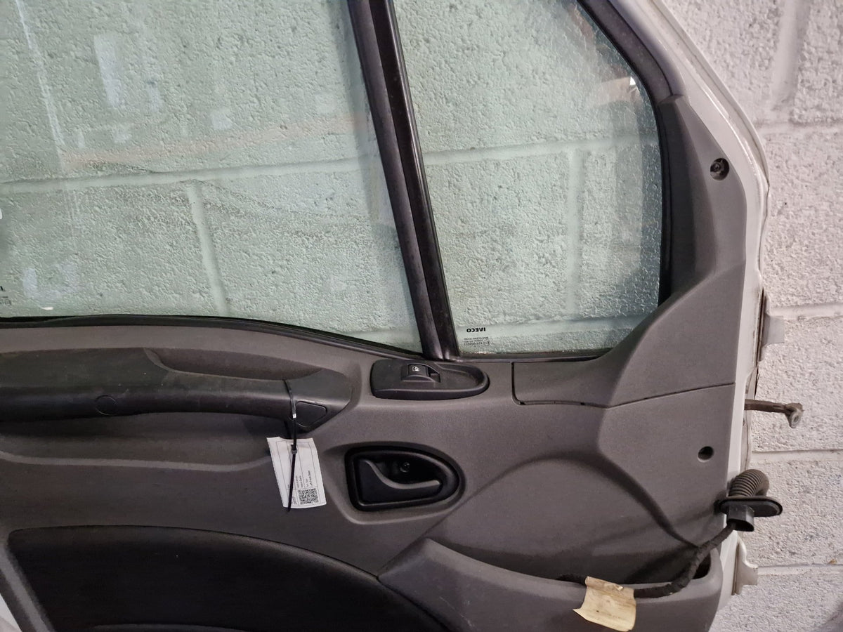 Iveco Daily MK5 Cab & Chassis Front Left N/S Passenger Complete Door in White