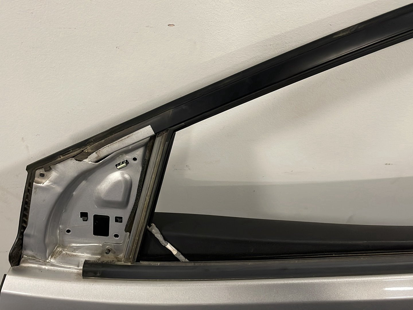 Honda Civic MK9 (FK27) Hatchback Front Left NS Passenger Complete Door in Silver