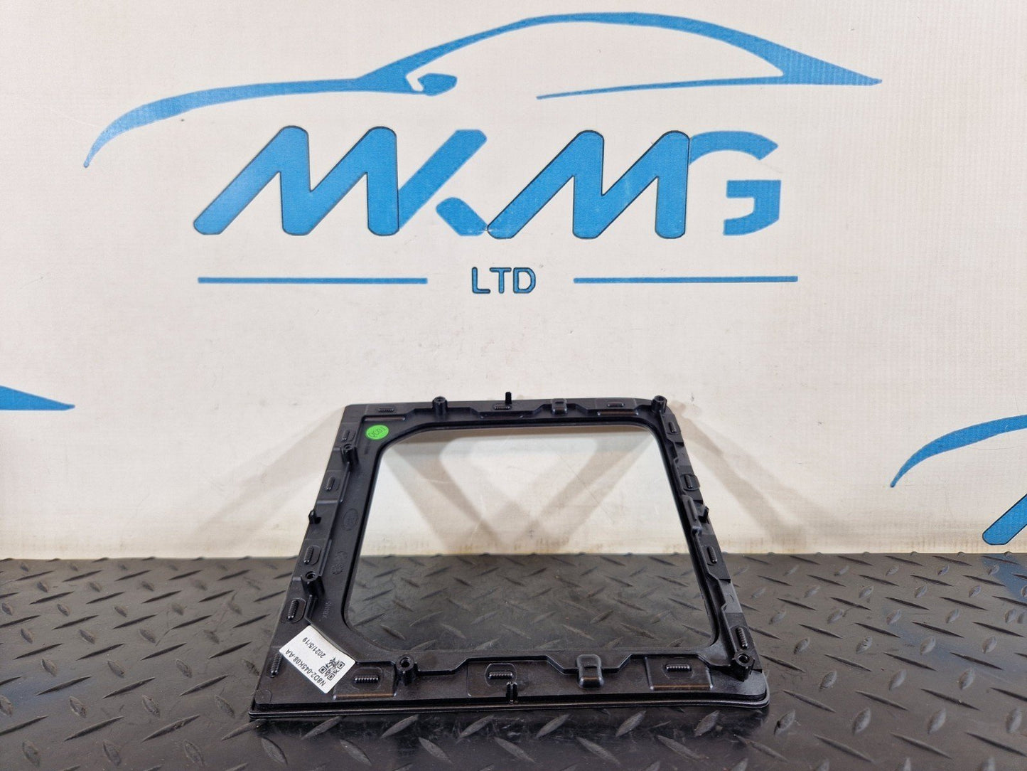19-ON RANGE ROVER EVOQUE L551 GENUINE CONSOLE CONTROL BEZEL N8D2-045K08-AA