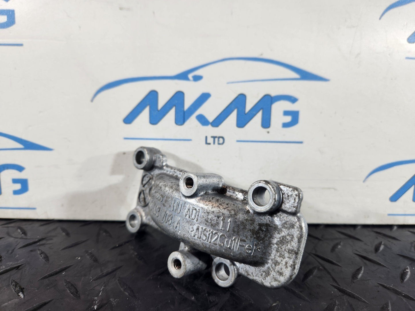16-20 AUDI Q7 4M 3.0 TDI CRTC CYLINDER HEAD END PLATE 059103708A