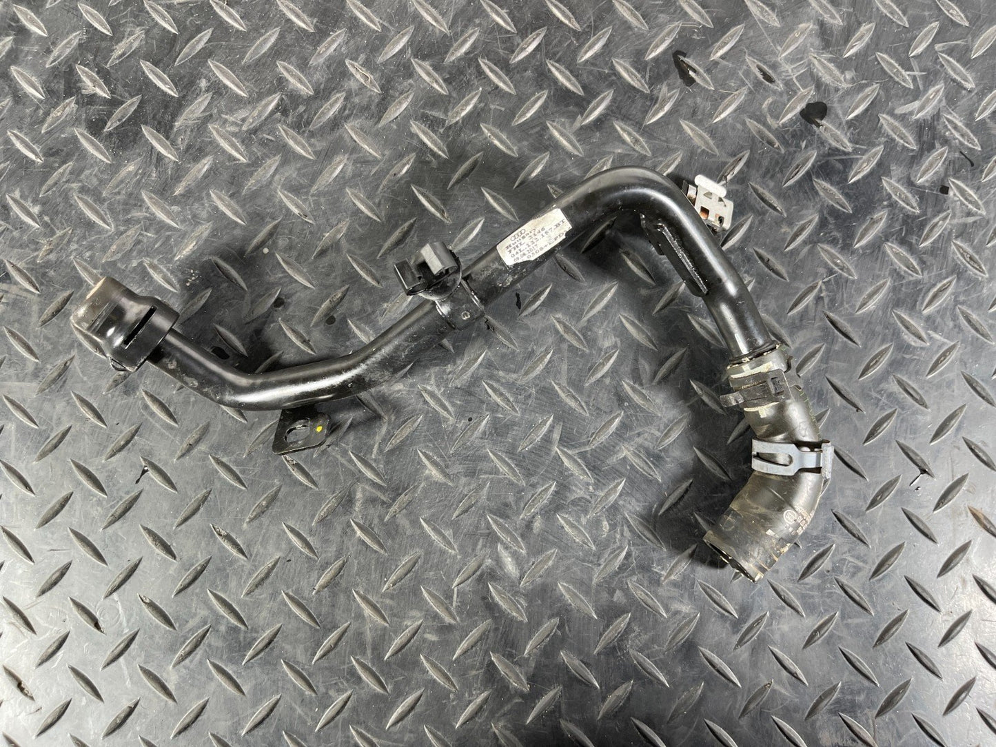 16-23 AUDI A5 F5 WATER COOLING HOSE PIPE PIPELINE 04L122157BT  04L121157AS