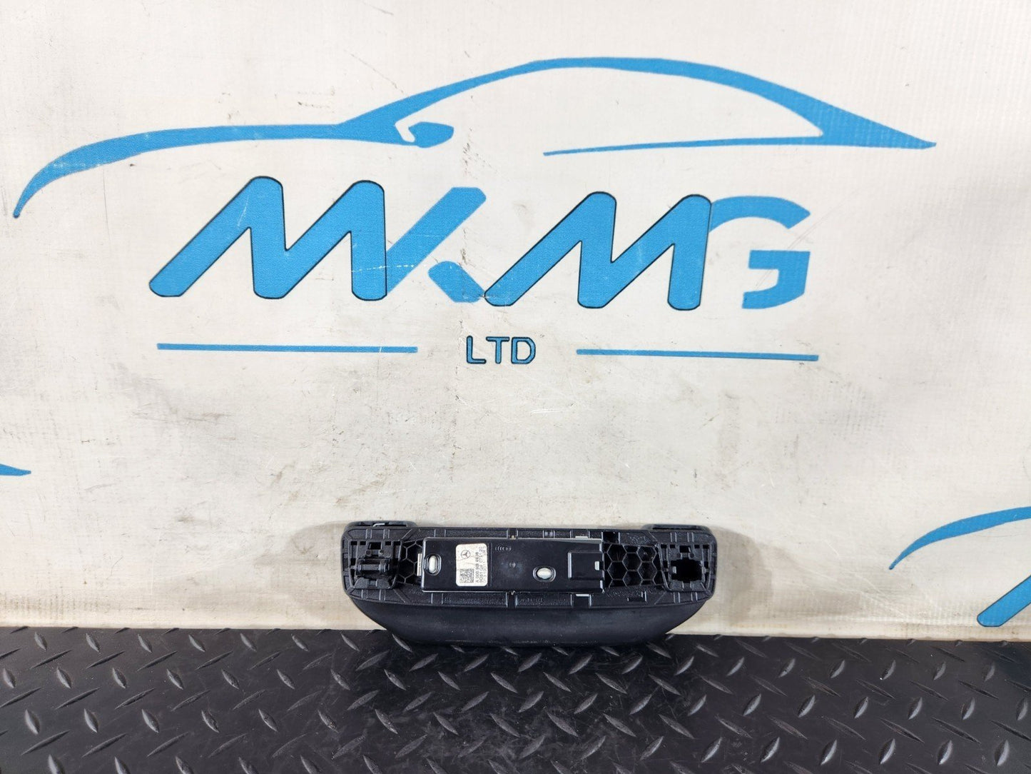 Mercedes-Benz Unknown Part Type A0998150100A0009064906