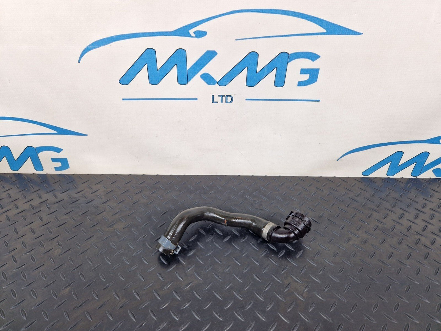 16-19 AUDI A4 B9 GENUINE OEM AIR CON / HEATER COOLANT HOSE PIPE 8W0819342B