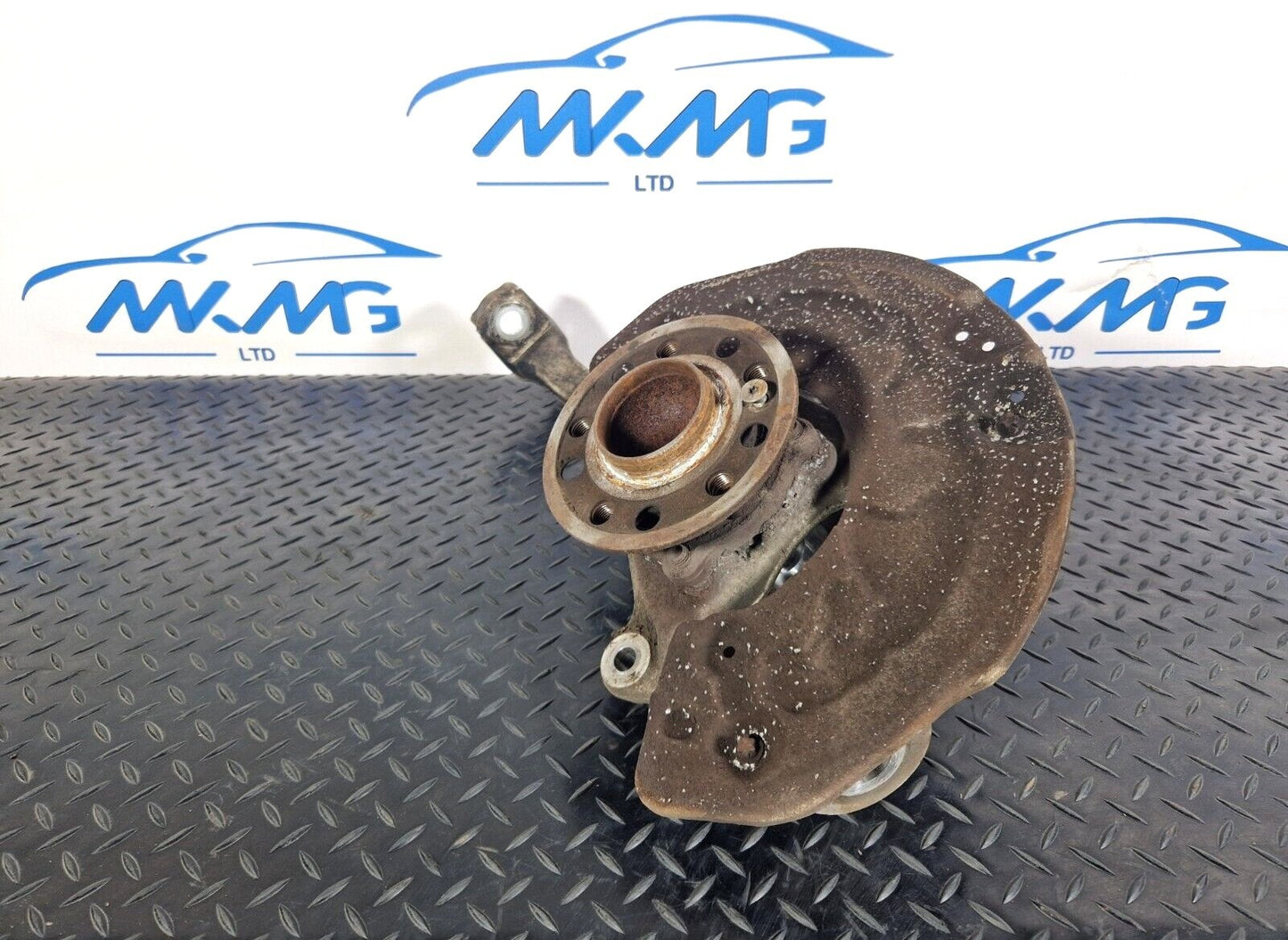 14-21 MERCEDES BENZ C CLASS W205 GENUINE WHEEL HUB BEARING FRONT RIGHT A2052200