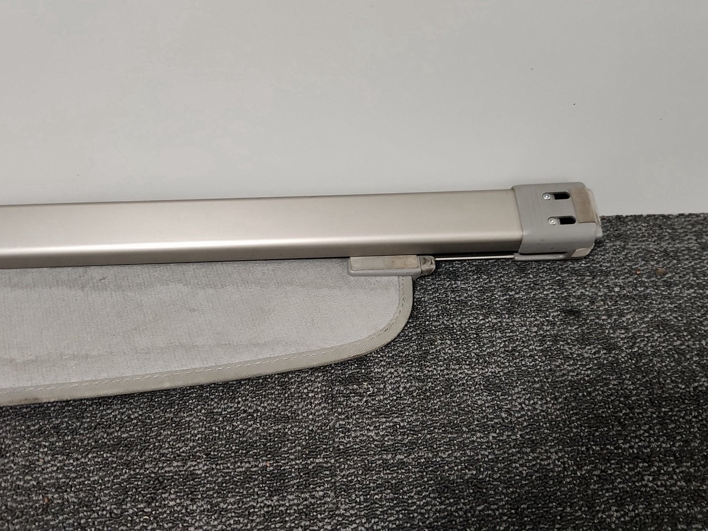 Honda Insight MK2 (ZE2) Hatchback Rear Lugggage Load Parcel Shelf *Damaged*
