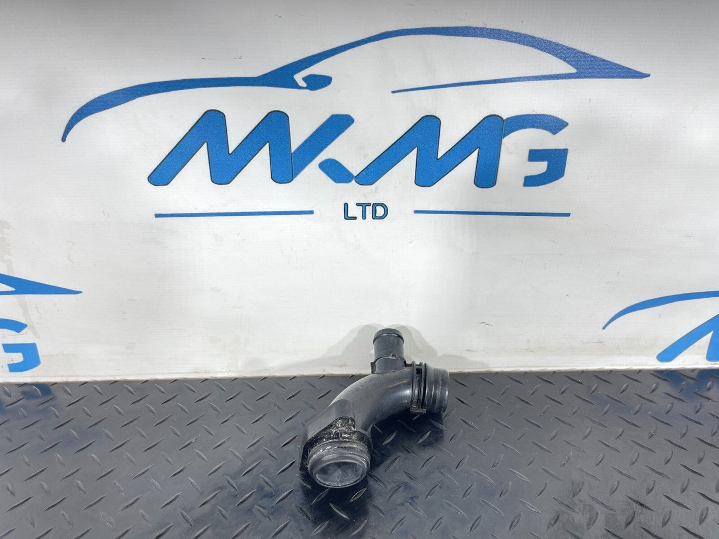 14-21 MERCEDES BENZ C350E W205 COOLANT FLANGE A2742000256